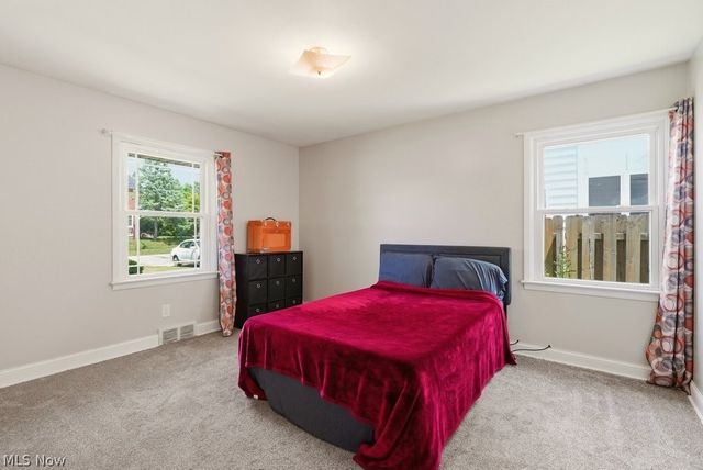 4932 Glenlyn Road, Lyndhurst, OH 44124