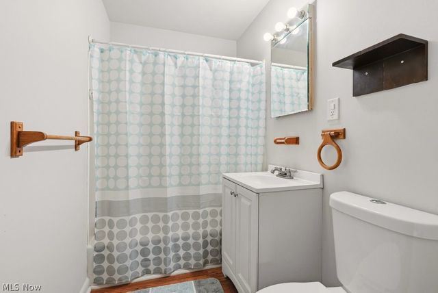4932 Glenlyn Road, Lyndhurst, OH 44124