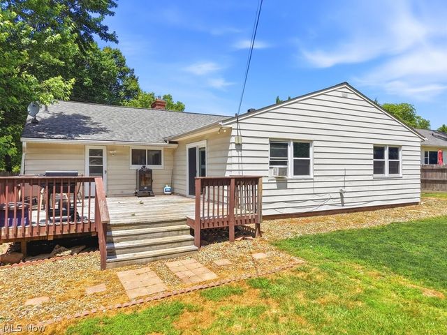 4932 Glenlyn Road, Lyndhurst, OH 44124