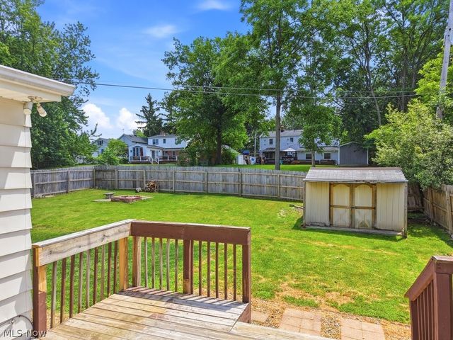 4932 Glenlyn Road, Lyndhurst, OH 44124