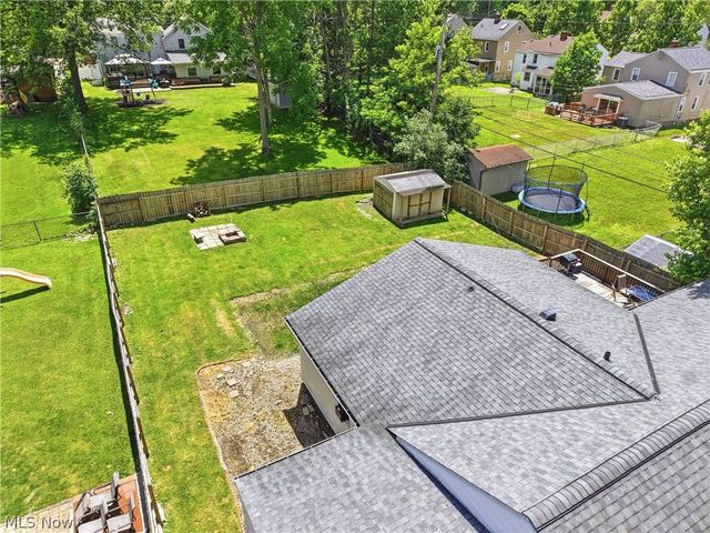 4932 Glenlyn Road, Lyndhurst, OH 44124