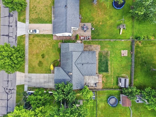 4932 Glenlyn Road, Lyndhurst, OH 44124