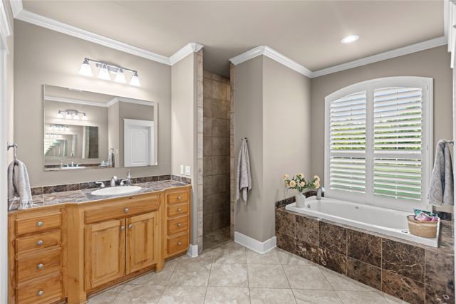 633 Durning Road, Van Alstyne, TX 75495