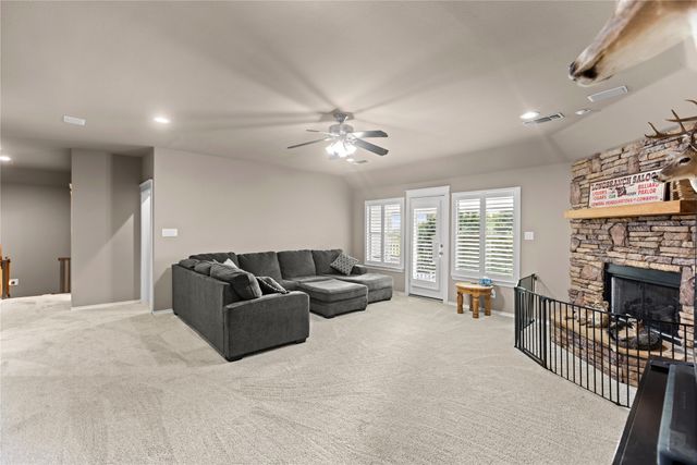 633 Durning Road, Van Alstyne, TX 75495