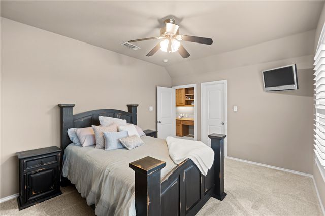 633 Durning Road, Van Alstyne, TX 75495
