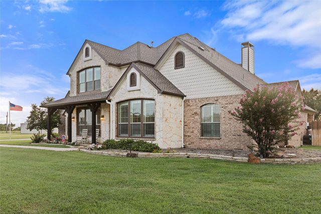 633 Durning Road, Van Alstyne, TX 75495