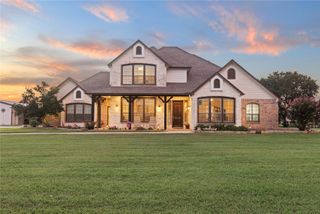 633 Durning Road, Van Alstyne, TX 75495