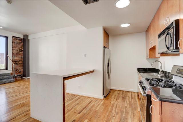 915 Franklin Street 4M, Houston, TX 77002