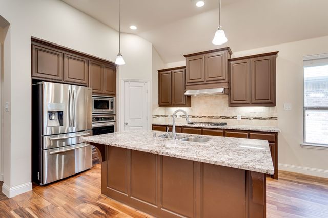 9916 Echo Summit Drive, Little Elm, TX 75068