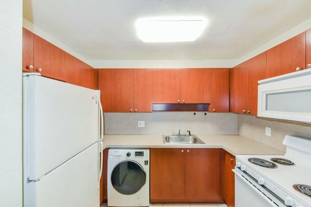 10936 Royal Palm Boulevard, Coral Springs, FL 33065