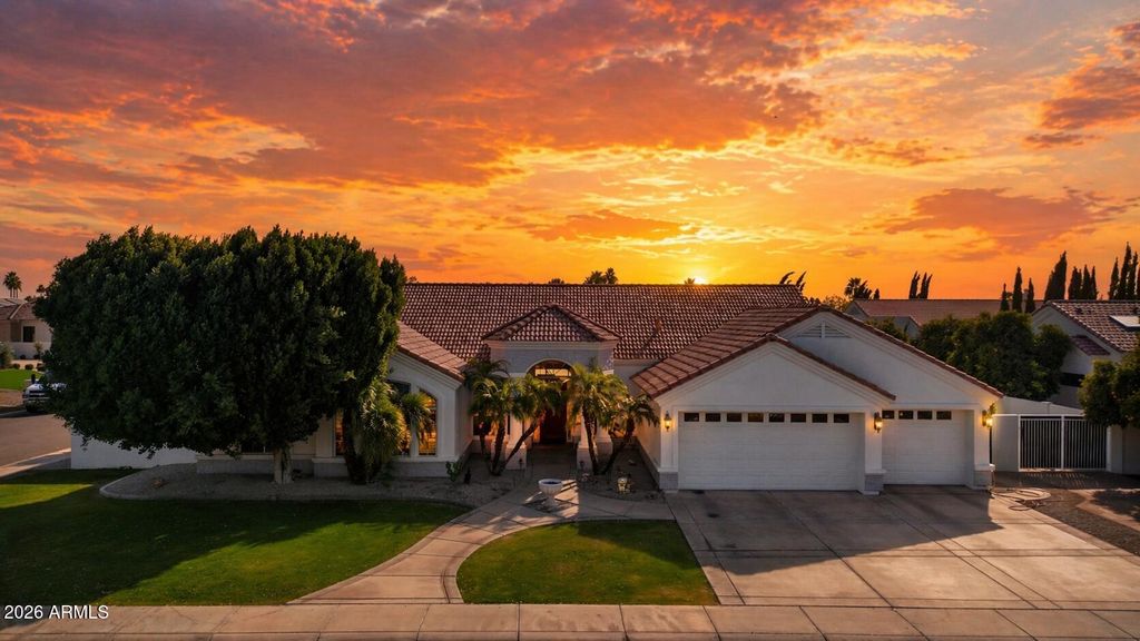 4575 E ENCINAS Avenue, Gilbert, AZ 85234