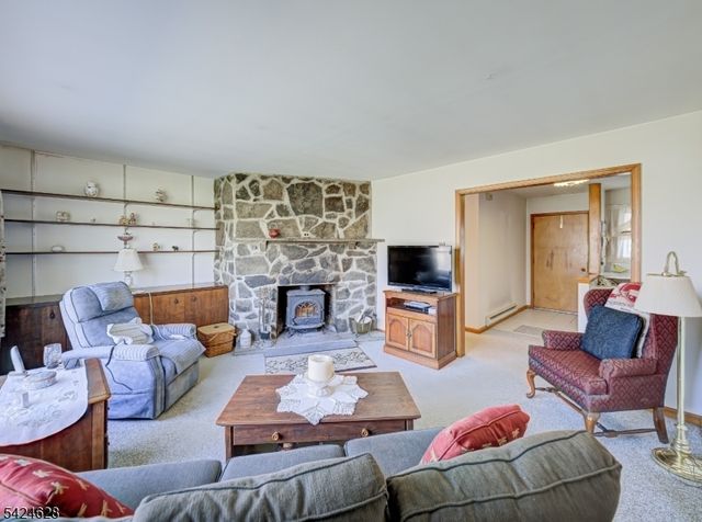 62 Pine Hill Rd, Delaware Twp., NJ 08559