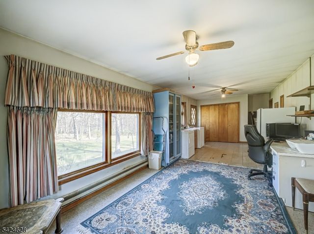 62 Pine Hill Rd, Delaware Twp., NJ 08559