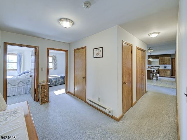 62 Pine Hill Rd, Delaware Twp., NJ 08559