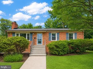 600 JOHN MARSHALL DR NW, Vienna, VA 22180