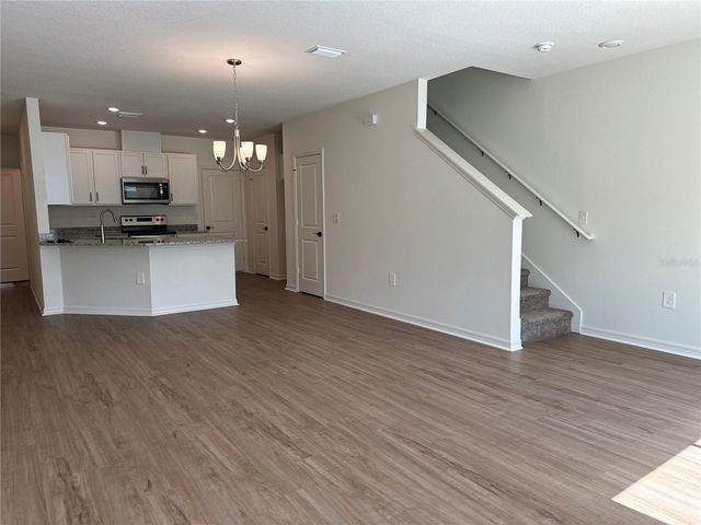 9354 WESTSIDE HILLS DRIVE, Davenport, FL 33896