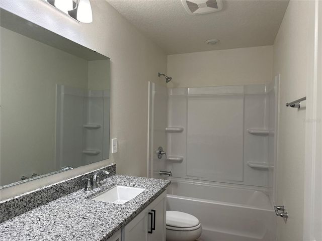 9354 WESTSIDE HILLS DRIVE, Davenport, FL 33896