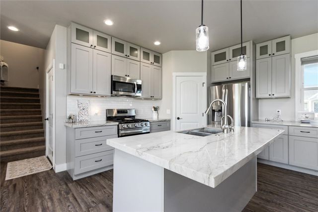 6734 Skycrest Drive, Billings, MT 59106