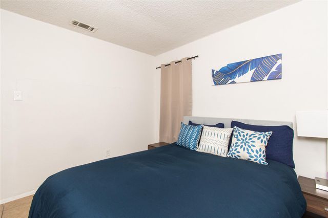 4405 Teri RD A, Austin, TX 78744