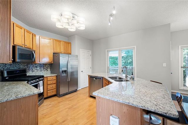 821 Soaring NE Drive, Marietta, GA 30062