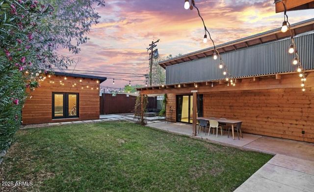 358 E WHITTON Avenue, Phoenix, AZ 85012