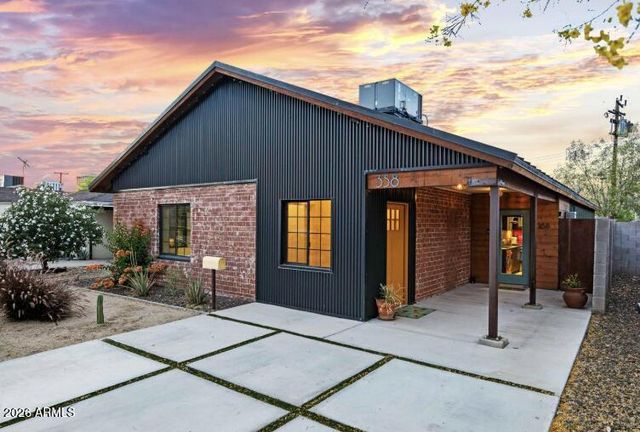 358 E WHITTON Avenue, Phoenix, AZ 85012
