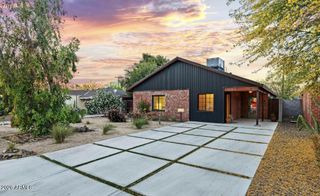 358 E WHITTON Avenue, Phoenix, AZ 85012