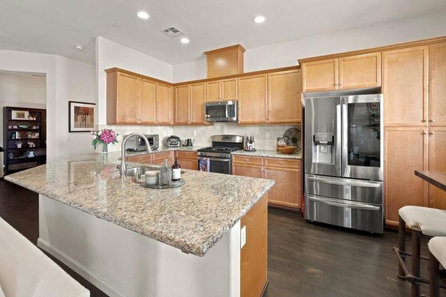 2411 Via Calderia 2411, Palm Desert, CA 92260