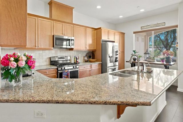 2411 Via Calderia 2411, Palm Desert, CA 92260