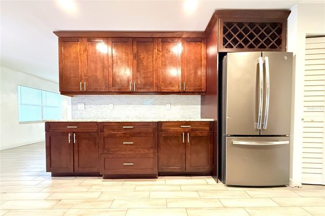 851 SUNRIDGE POINT DRIVE, Seffner, FL 33584