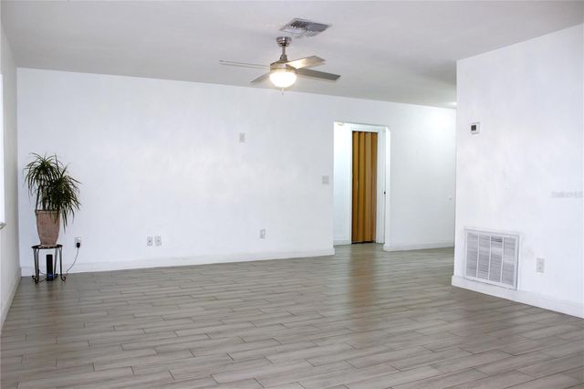 851 SUNRIDGE POINT DRIVE, Seffner, FL 33584