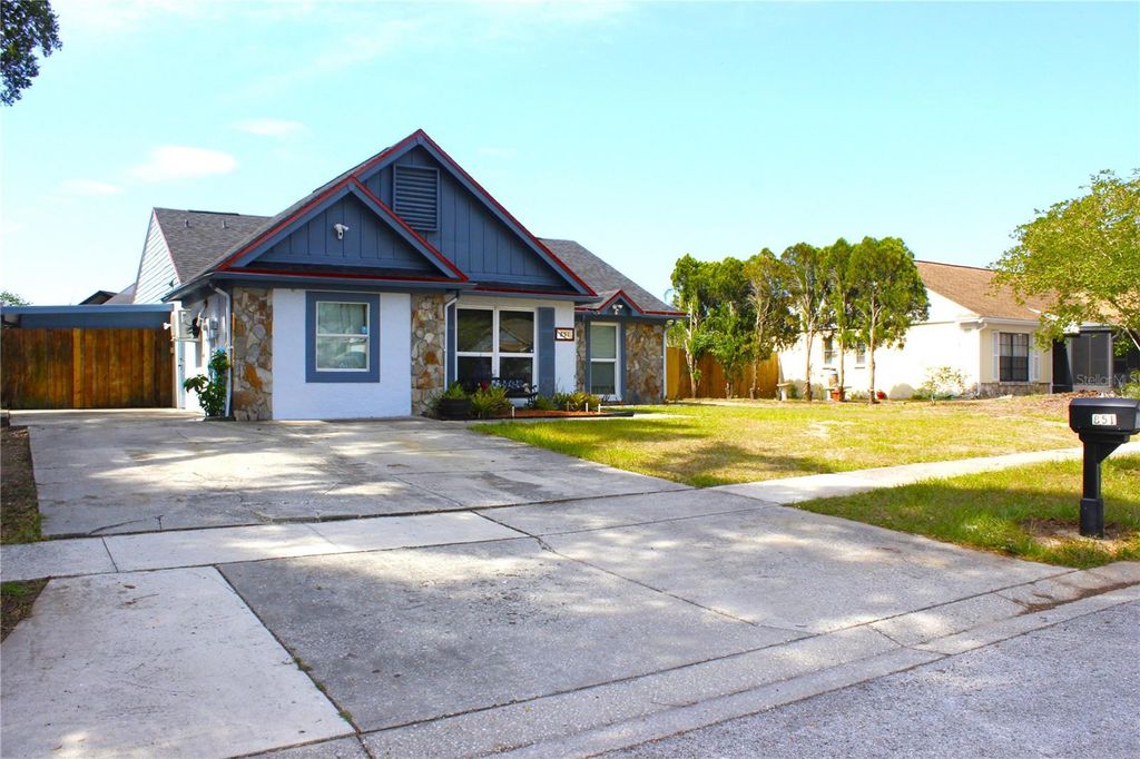 851 SUNRIDGE POINT DRIVE, Seffner, FL 33584