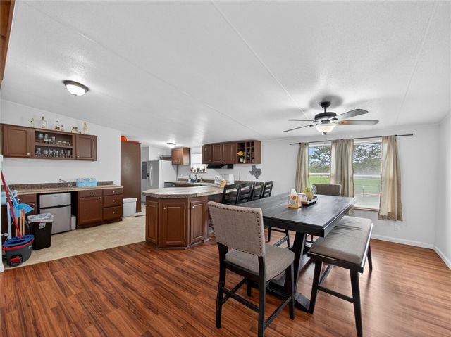 243 Highline DR, Bastrop, TX 78602