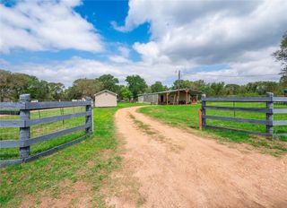 243 Highline DR, Bastrop, TX 78602