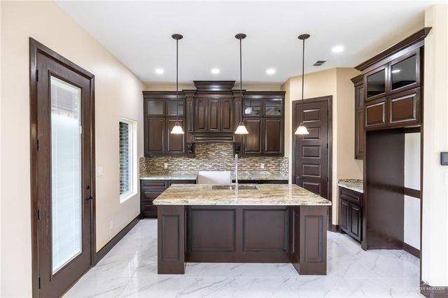 3812 Santa Fe Street, Edinburg, TX 78542