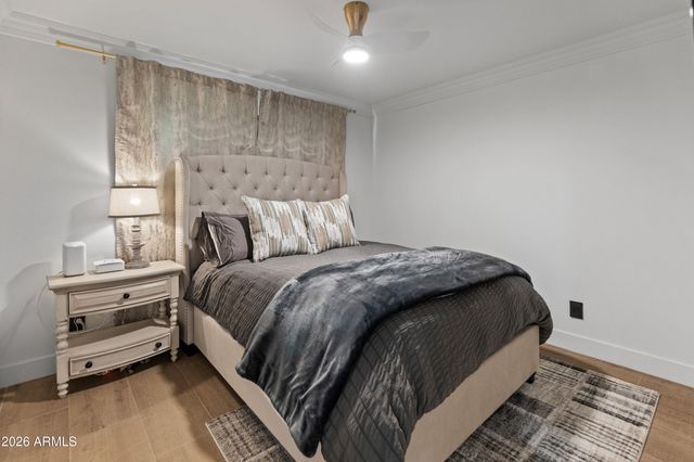 6621 E DREYFUS Avenue, Scottsdale, AZ 85254