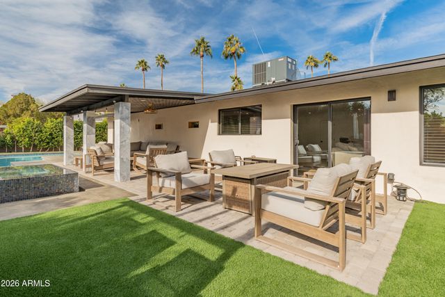 6621 E DREYFUS Avenue, Scottsdale, AZ 85254