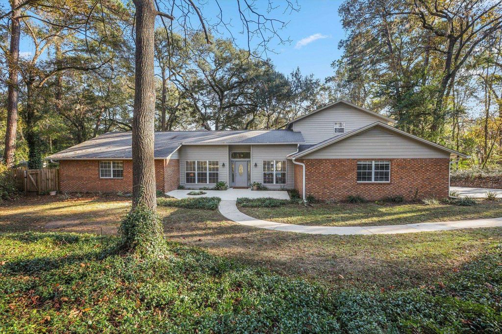 5257 Pimlico Drive, Tallahassee, FL 32309