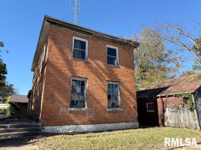 217 N MARKET Street, Golconda, IL 62938