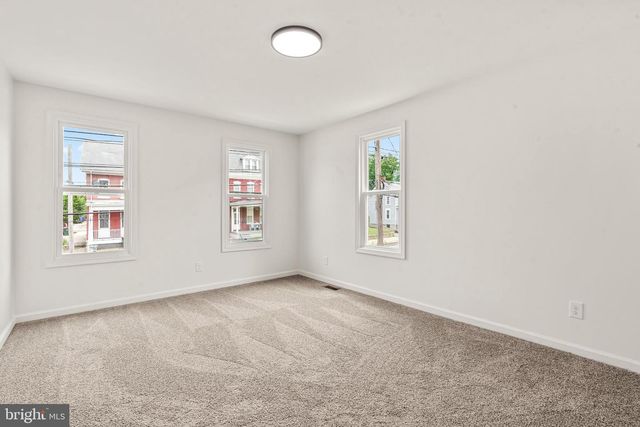 753 APT B W WASHINGTON ST, Hagerstown, MD 21740