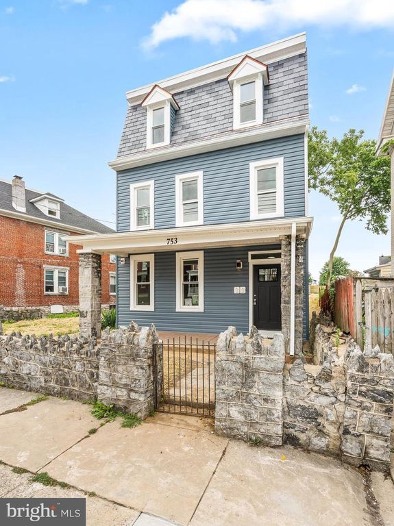 753 APT B W WASHINGTON ST, Hagerstown, MD 21740