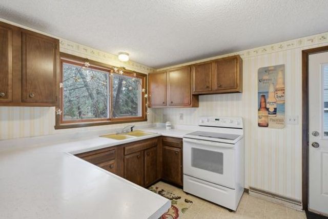 366 Abington Court, Nekoosa, WI 54457