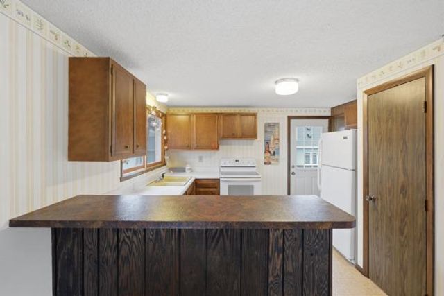 366 Abington Court, Nekoosa, WI 54457