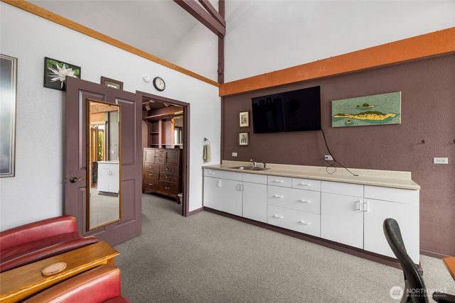 5375 Shore Meadow Road, Freeland, WA 98249