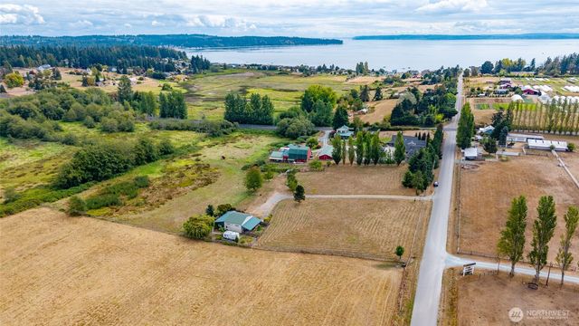 5375 Shore Meadow Road, Freeland, WA 98249
