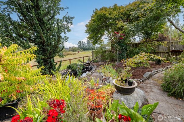 5375 Shore Meadow Road, Freeland, WA 98249