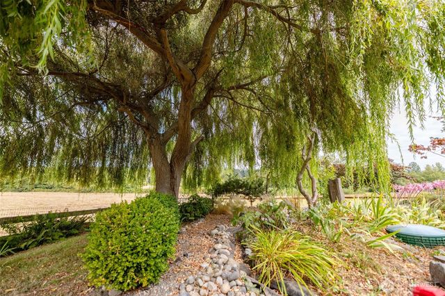 5375 Shore Meadow Road, Freeland, WA 98249