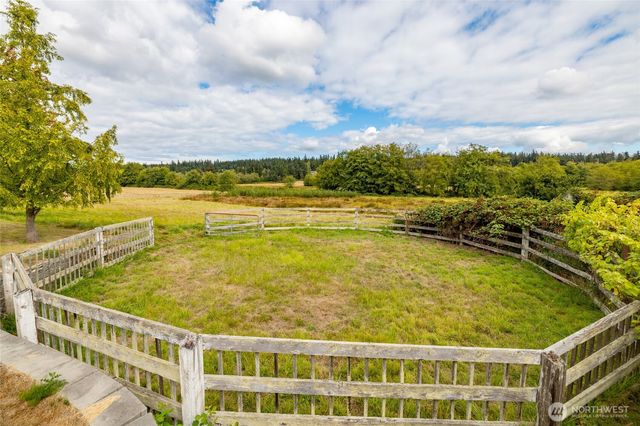 5375 Shore Meadow Road, Freeland, WA 98249