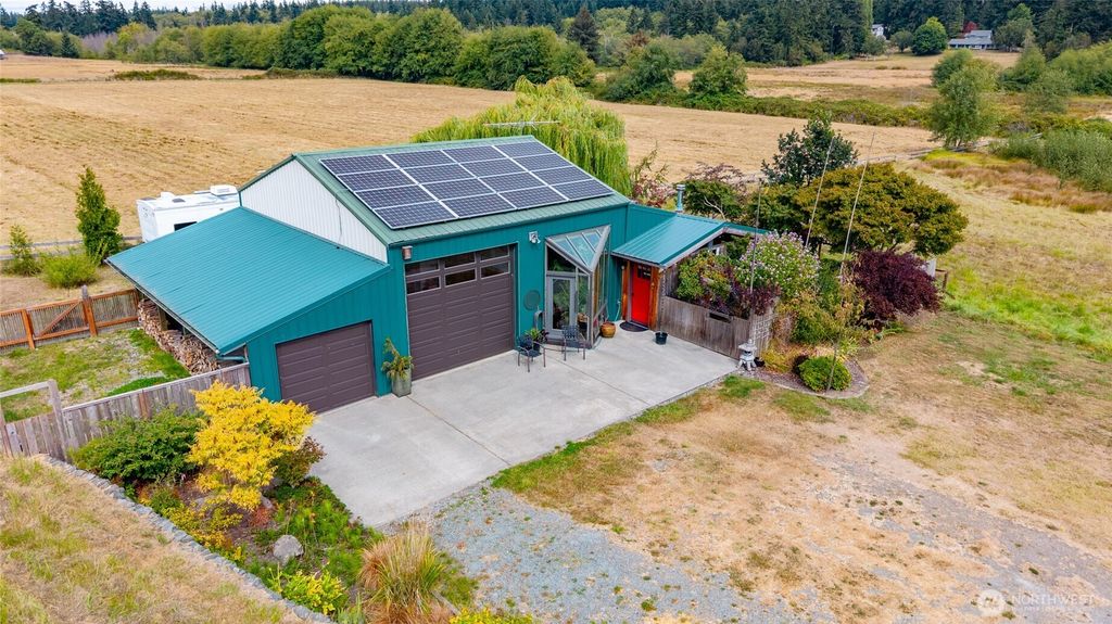 5375 Shore Meadow Road, Freeland, WA 98249