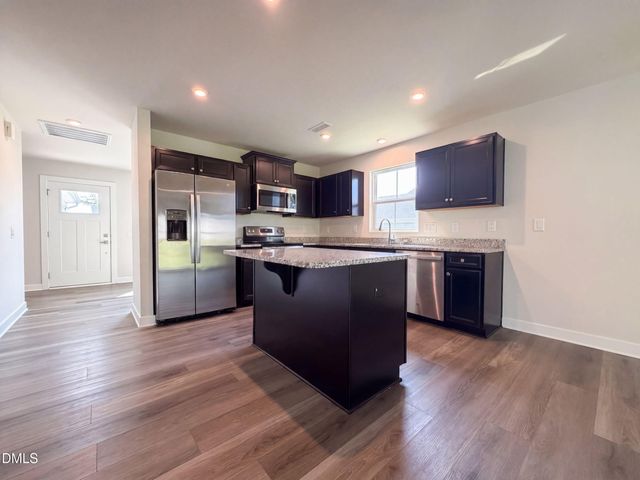 8680 Kenridge Lane, Fuquay Varina, NC 27526